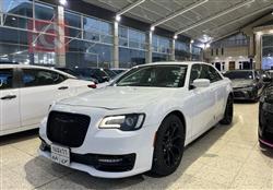 کرایسلەر 300